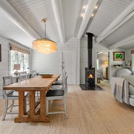 Дом отдыха Cozy In With Wifi